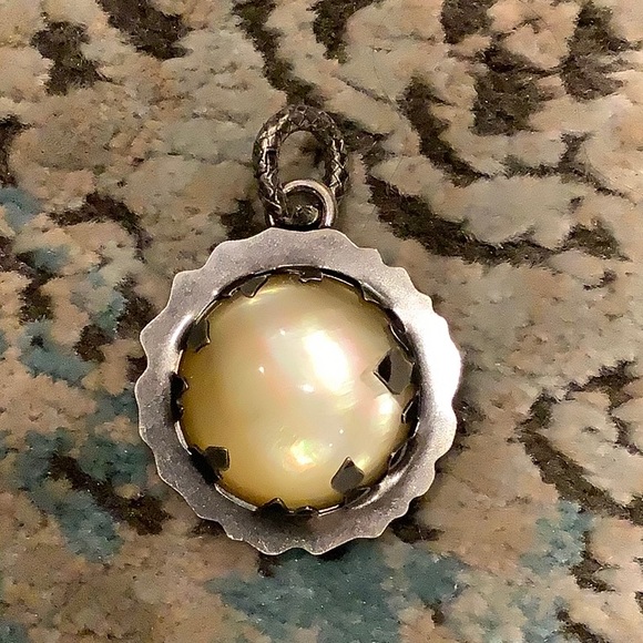 Bottega Veneta Limited. Antique Silver Large charm. - Picture 9 of 16